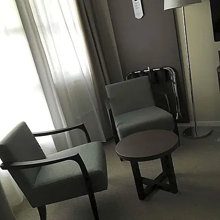 Szálloda Bryne Hotell Bryne